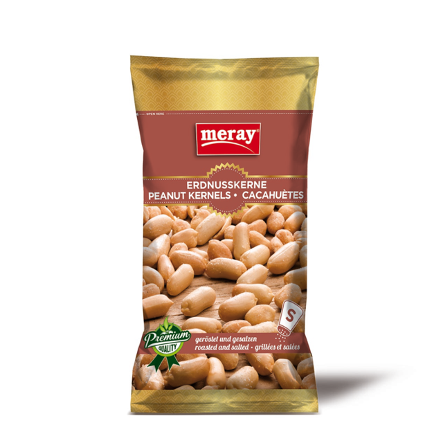 Eine 85 Gramm Packung Erdnusskerne von meray. Geröstet und gesalzen im schicken Bronze Tütchen für den Eiweißreichen Snack unterwegs