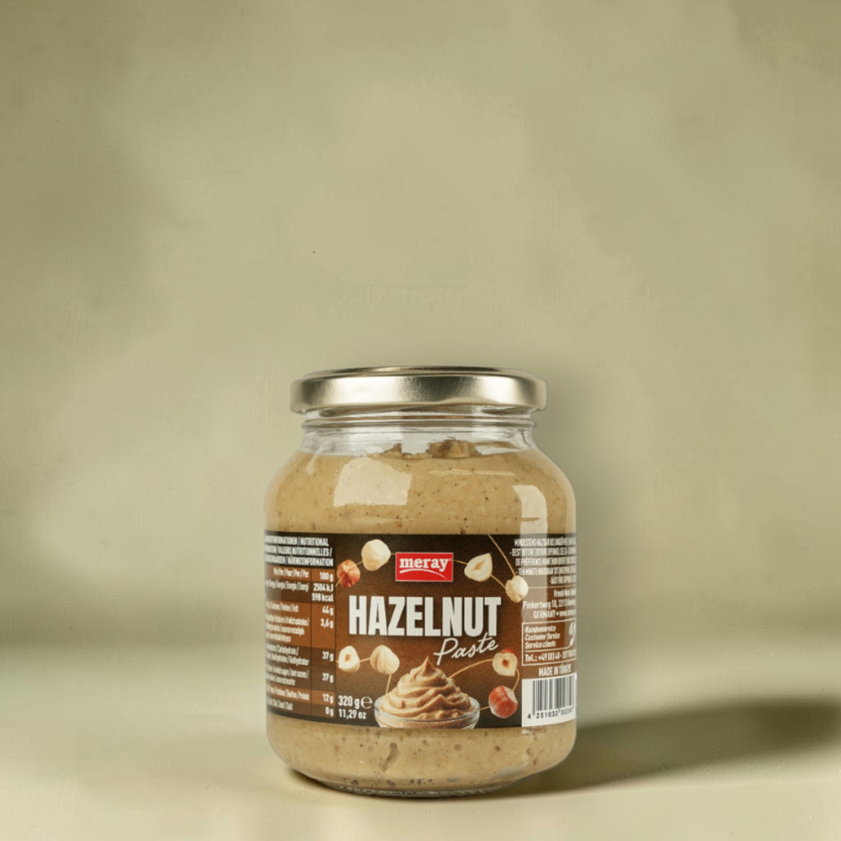 Ein wiederverschliesbares Glas mit 320 Gramm 70%iger Haselnusspaste. Perfekt zum kochen, als Aufstrich oder zum Backen.